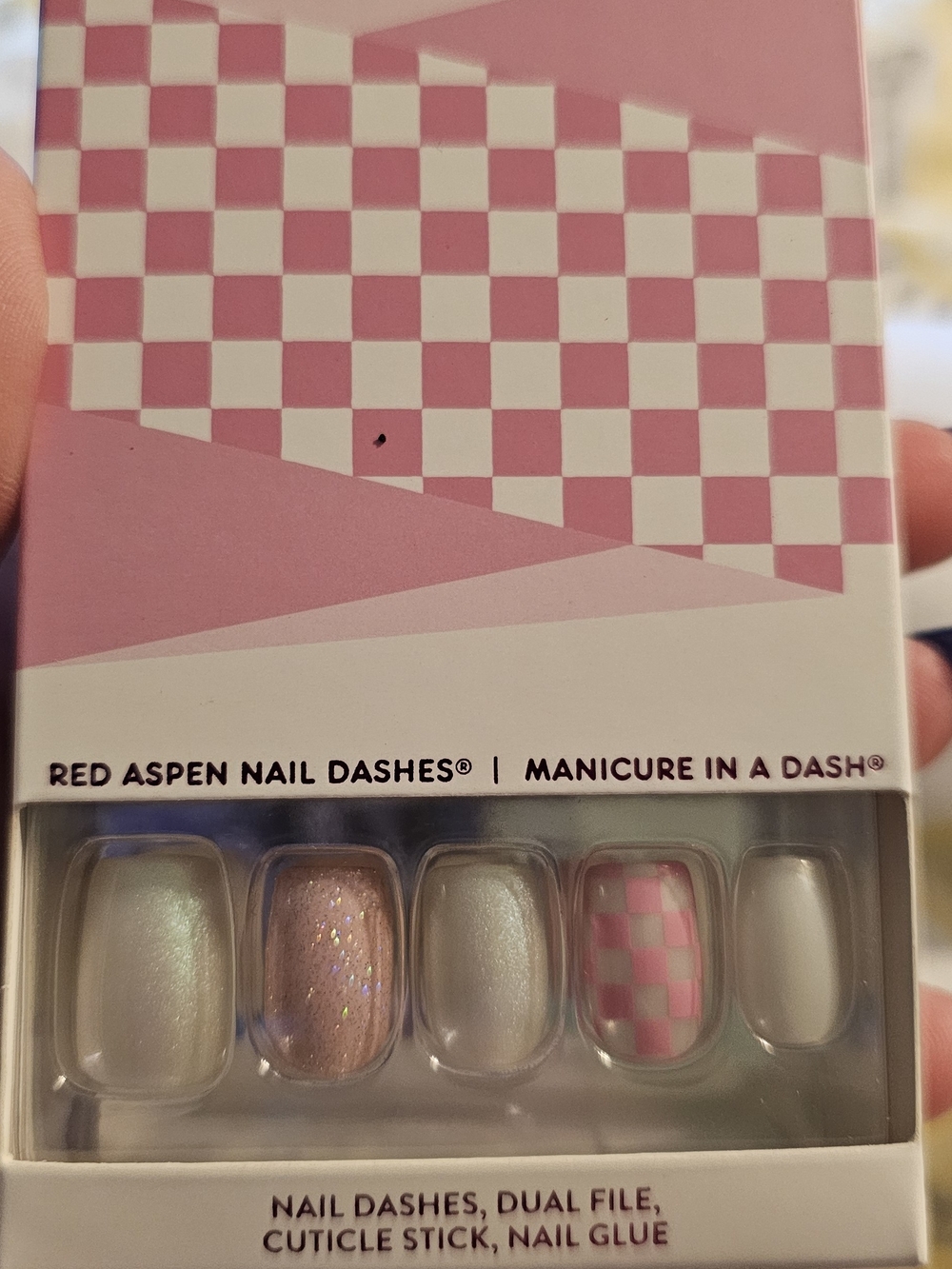 Red Aspen Pink Pearl & Checker Press-On Nail Set